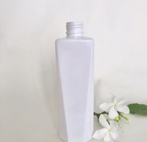Chai F24-30G-300ml cách điệu